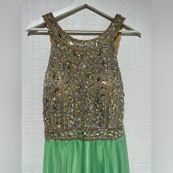 Tiffany Designs Green Embellished Prom formal Gown size 12 - Picture 3 of 16